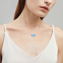 Dec. birthstone heart necklace