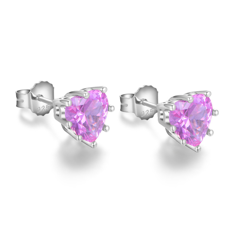 Oct. heart stud earrings
