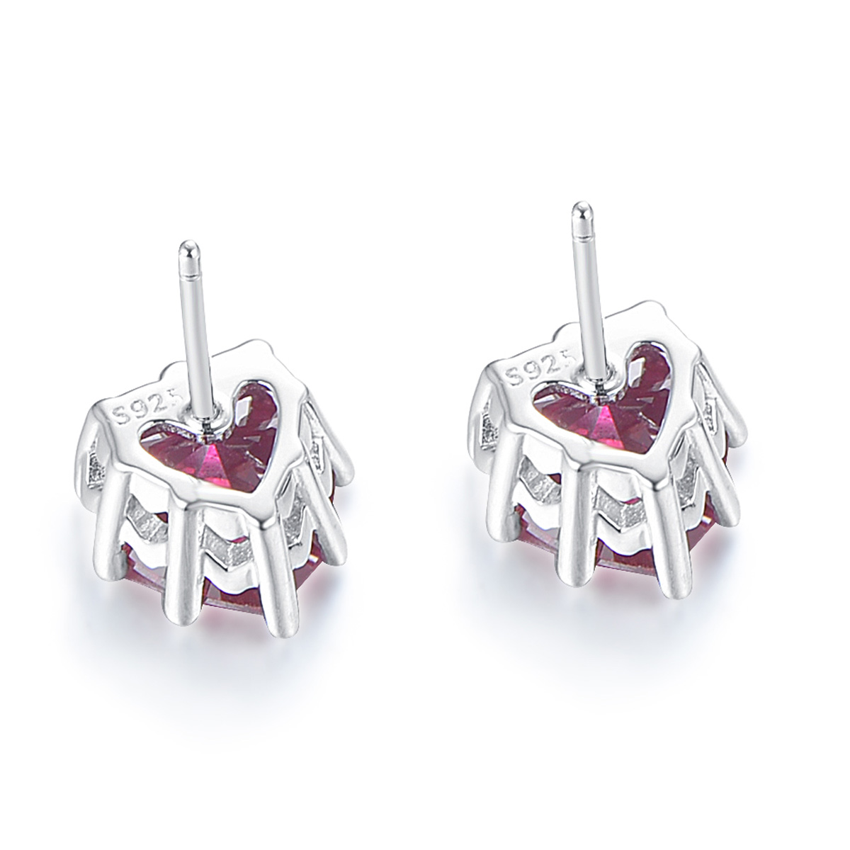 Jul. heart stud earrings