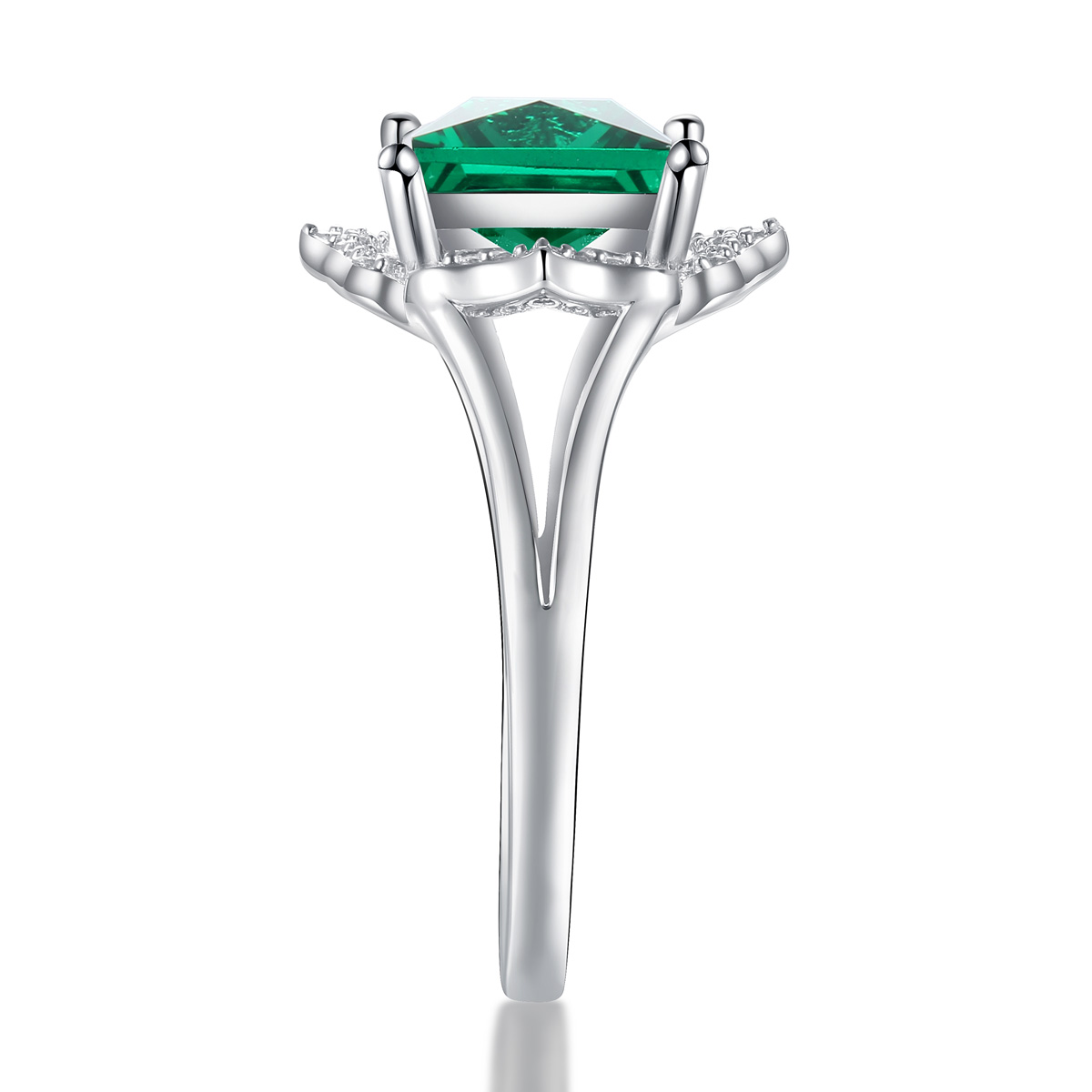 Green gemstone ring