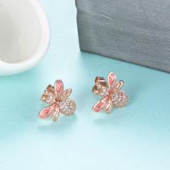 rose gold bee studs earrings