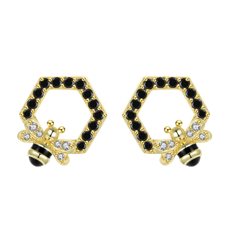 Lovely little bee studs earrings