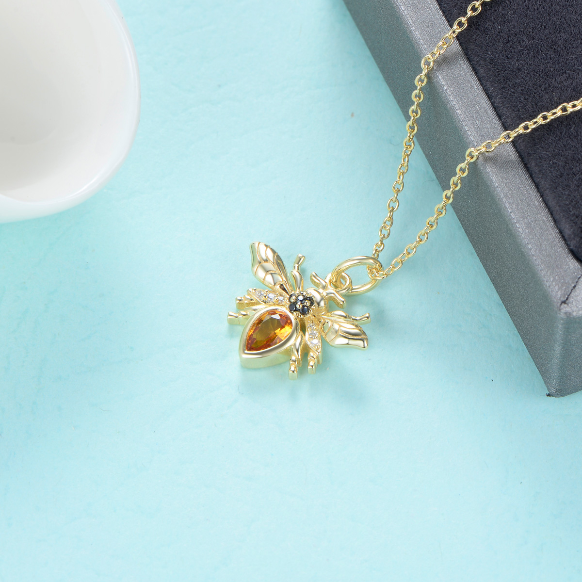 honey bee pendant necklace