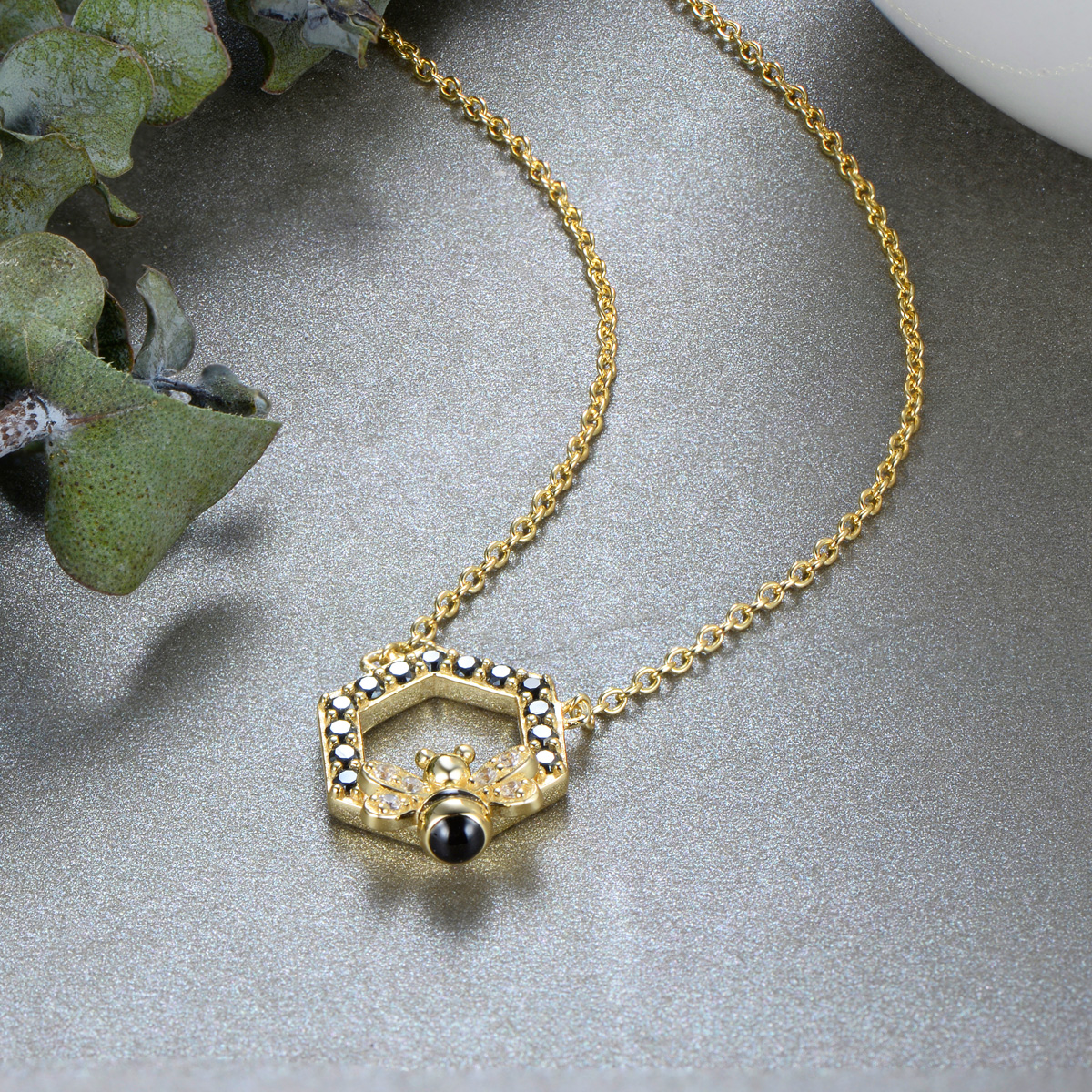 golden bee pendant necklace