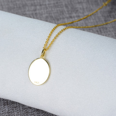 carved daffodil pendant necklace