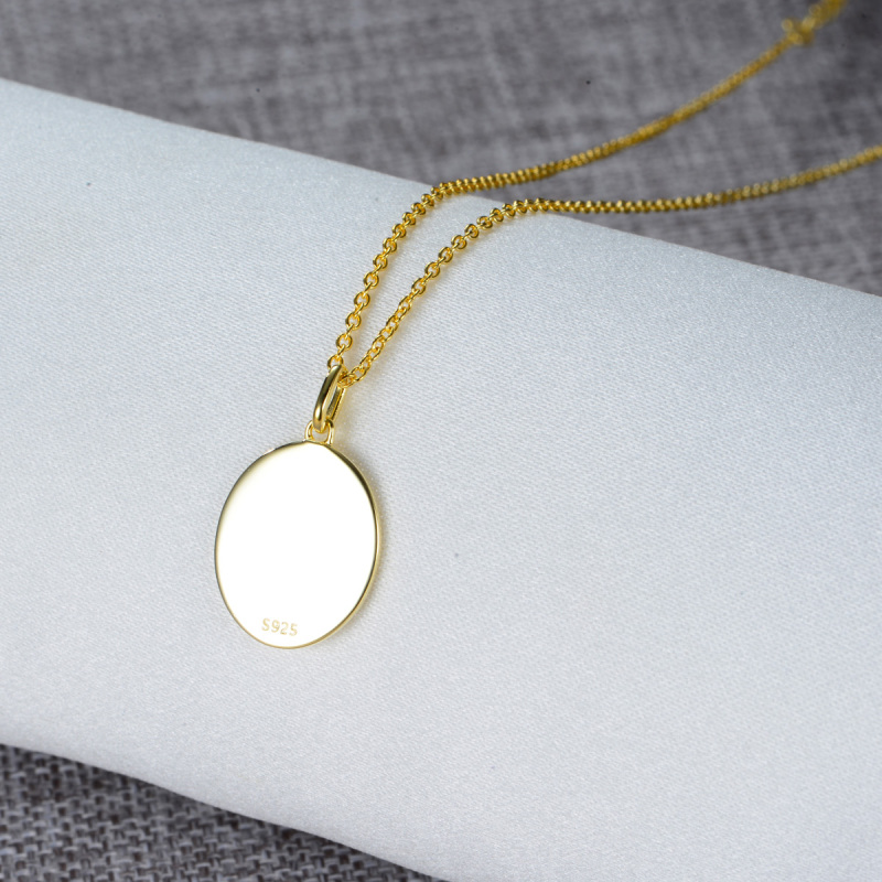 carved daffodil pendant necklace