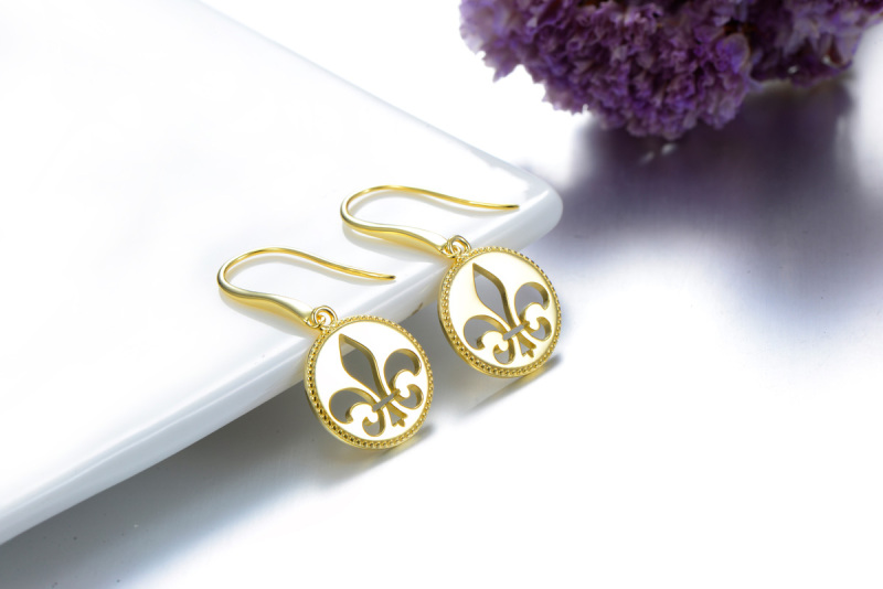 Hollow out lily hook earrings