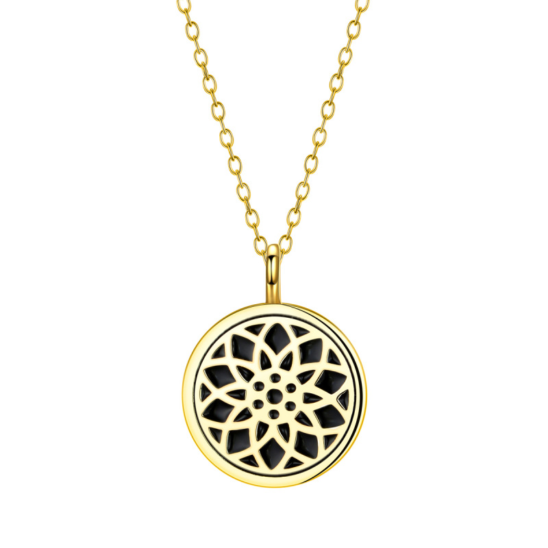Geometric flower pendant necklace