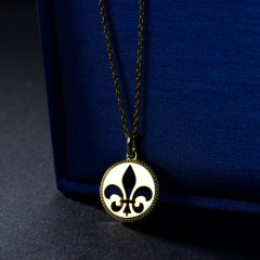 greenish lily flower pendant necklace