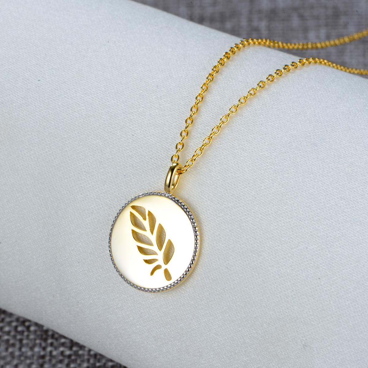 Hollow out a feather pendant necklace