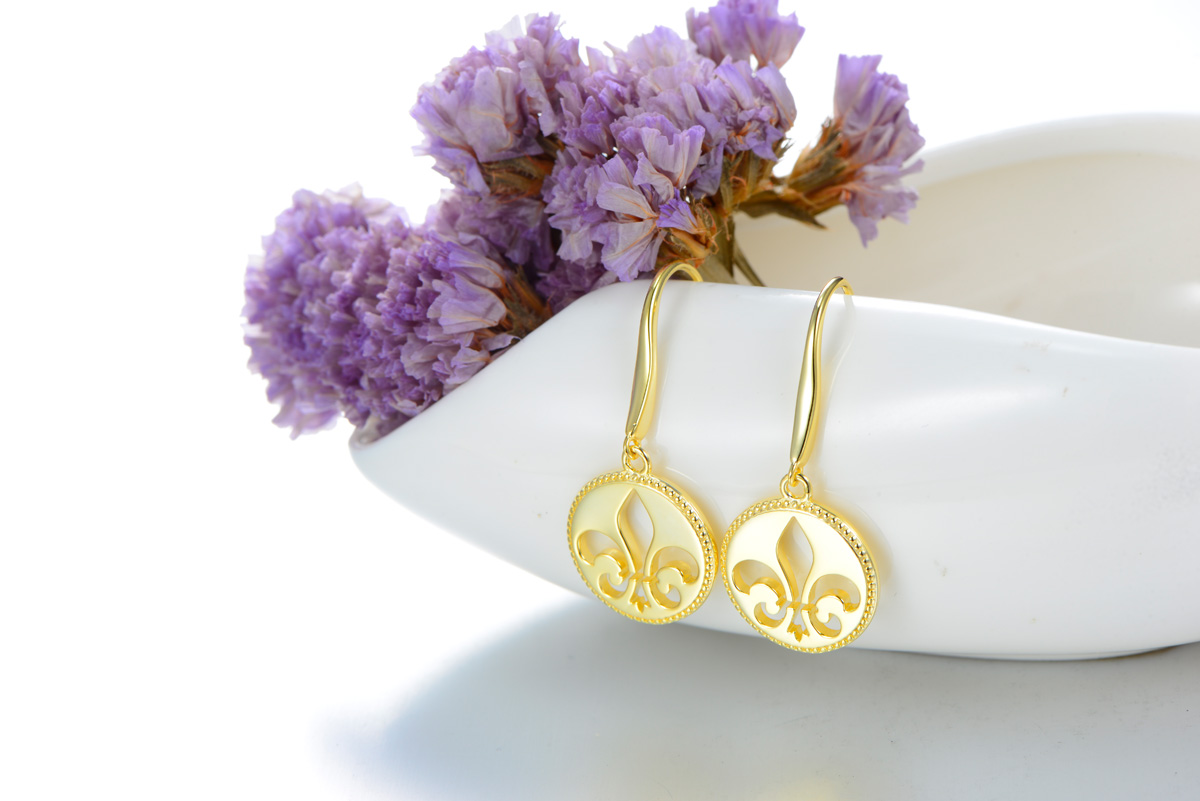 Hollow out lily hook earrings
