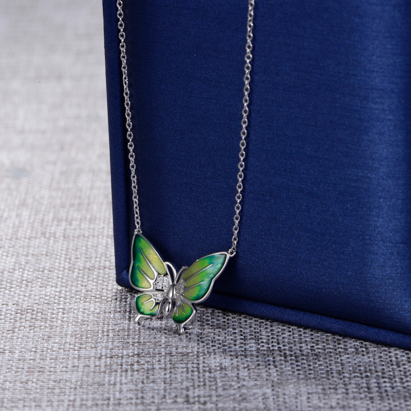 enamel graduate color butterfly necklace