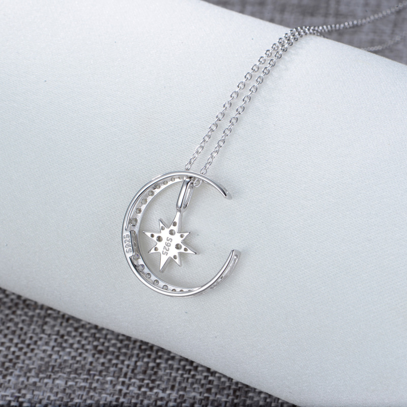 Moon Pendant and Star Pendant Necklace