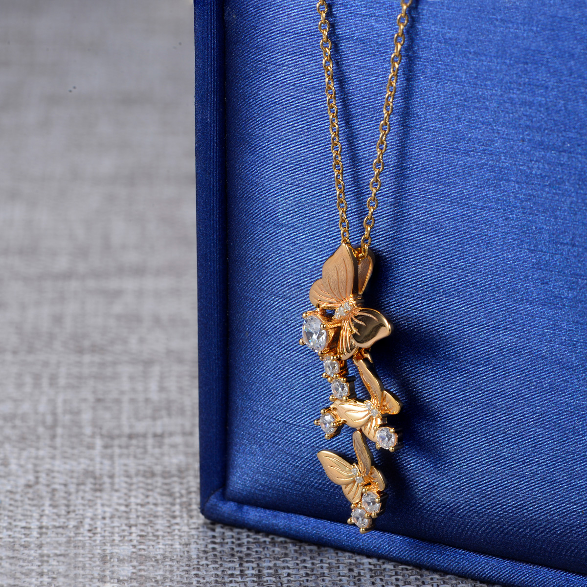 dancing butterfly pendant necklace