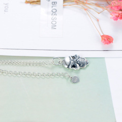 Black skull head necklace