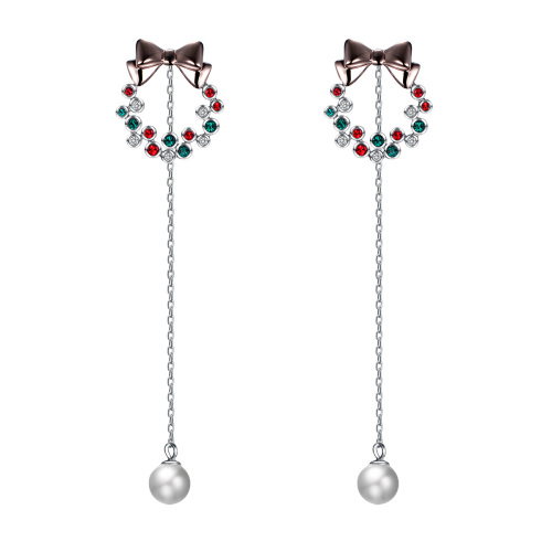 Christmas mistletoe pearl long earrings
