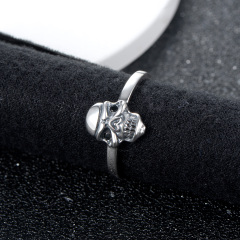 Black skull head ring