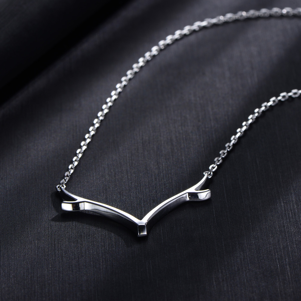 Christmas simple antler necklace