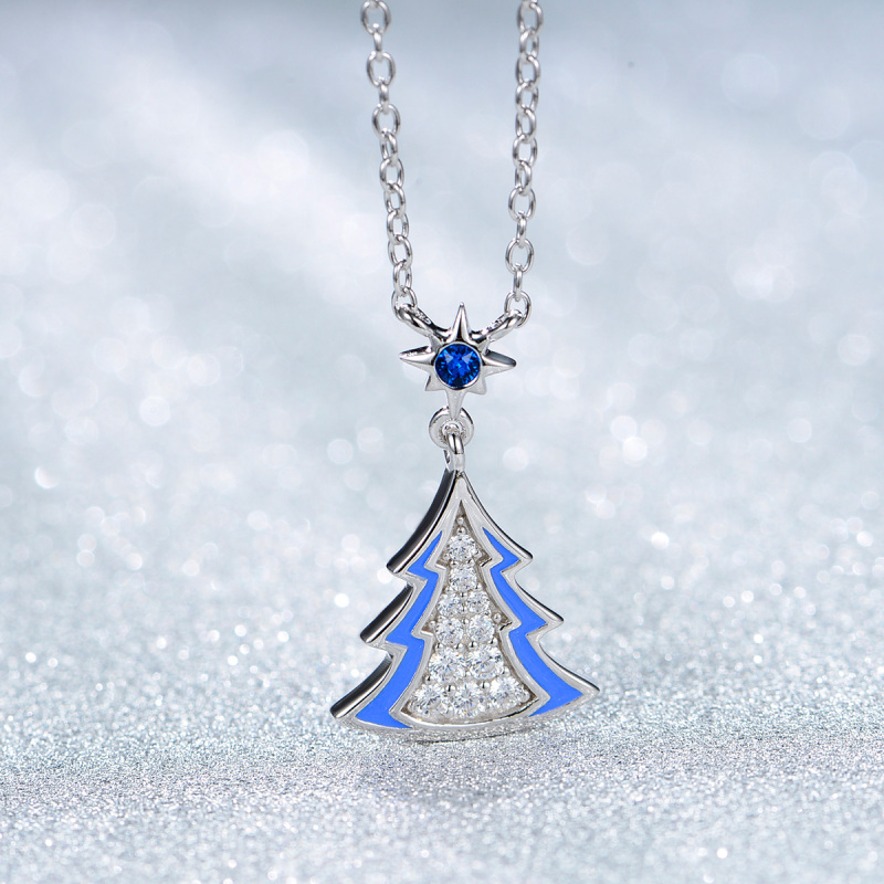 Twinkling star Christmas tree necklace