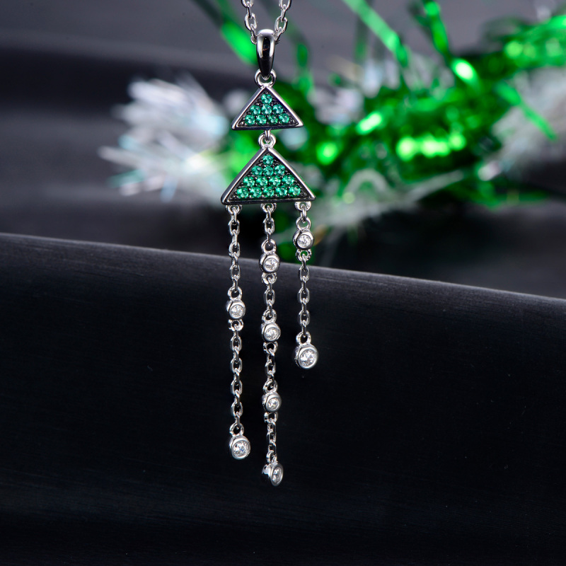 Christmas trees twinkling long pendant necklace