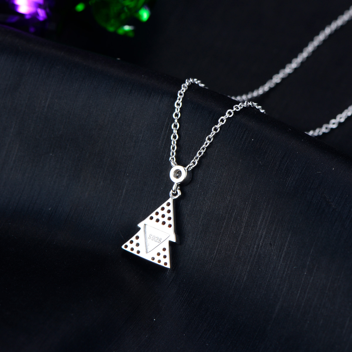 Christmas hat necklace