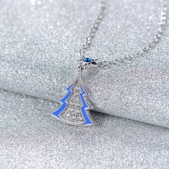 Twinkling star Christmas tree necklace