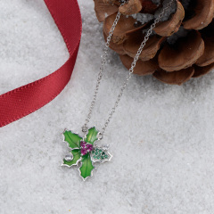 Christmas mistletoe leaf necklace