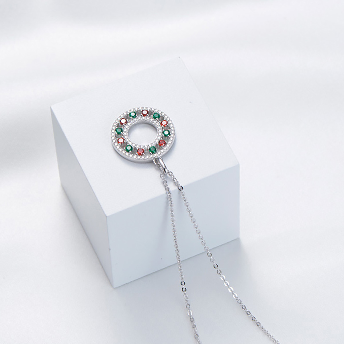 Christmas circle pendant necklace