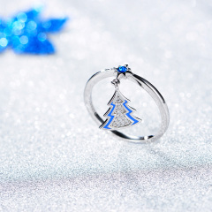 Christmas trees and stars ring