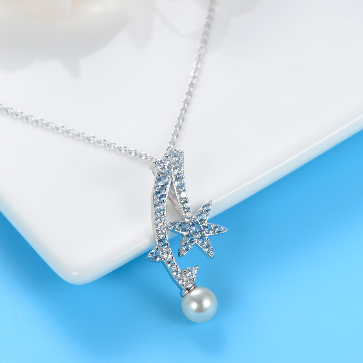 Christmas ice crystal pearl pendant necklace