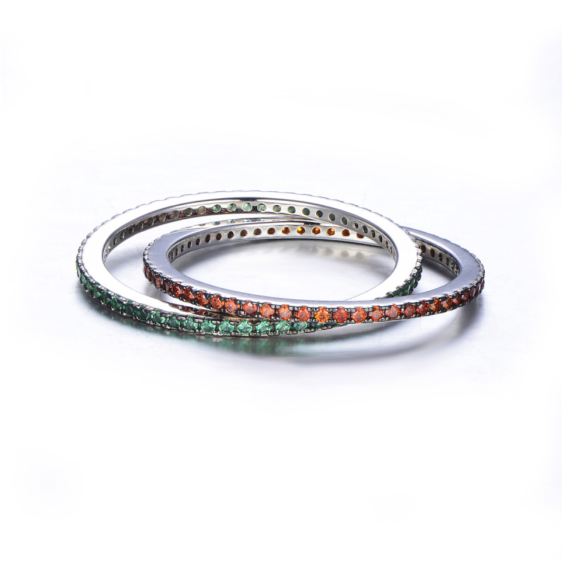 Christmas Crossed Circle Rings