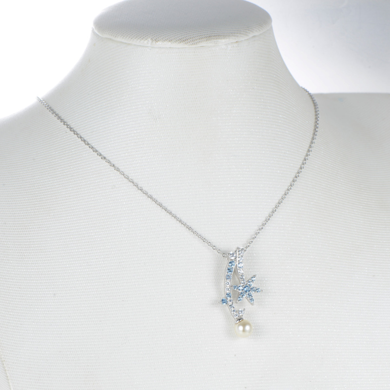 Christmas ice crystal pearl pendant necklace