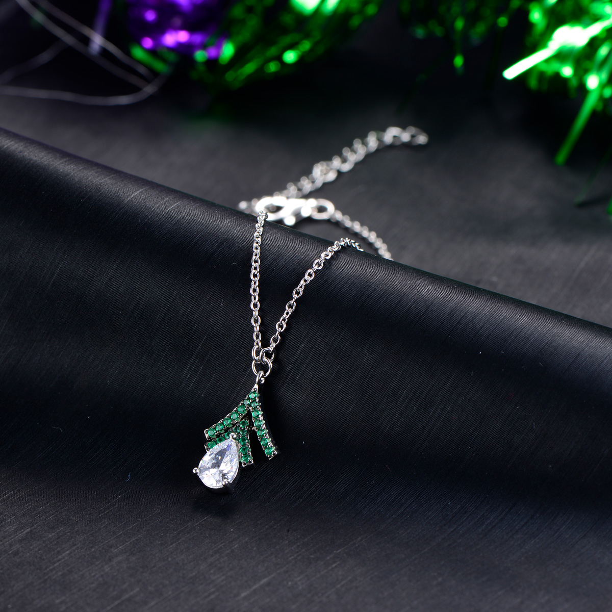 Christmas tree bracelets