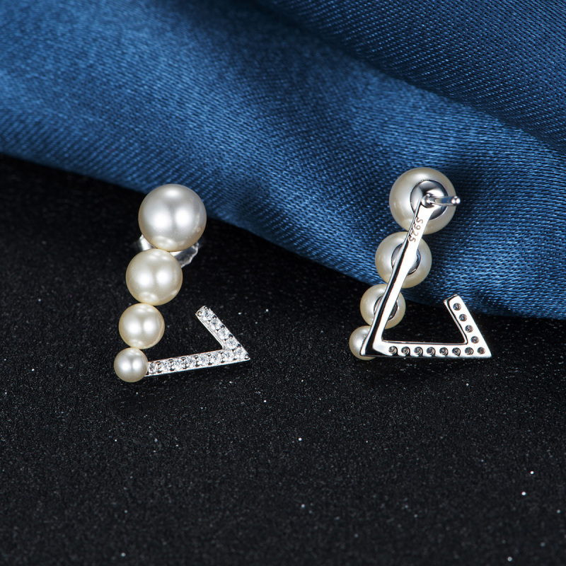 pearl studs earrings