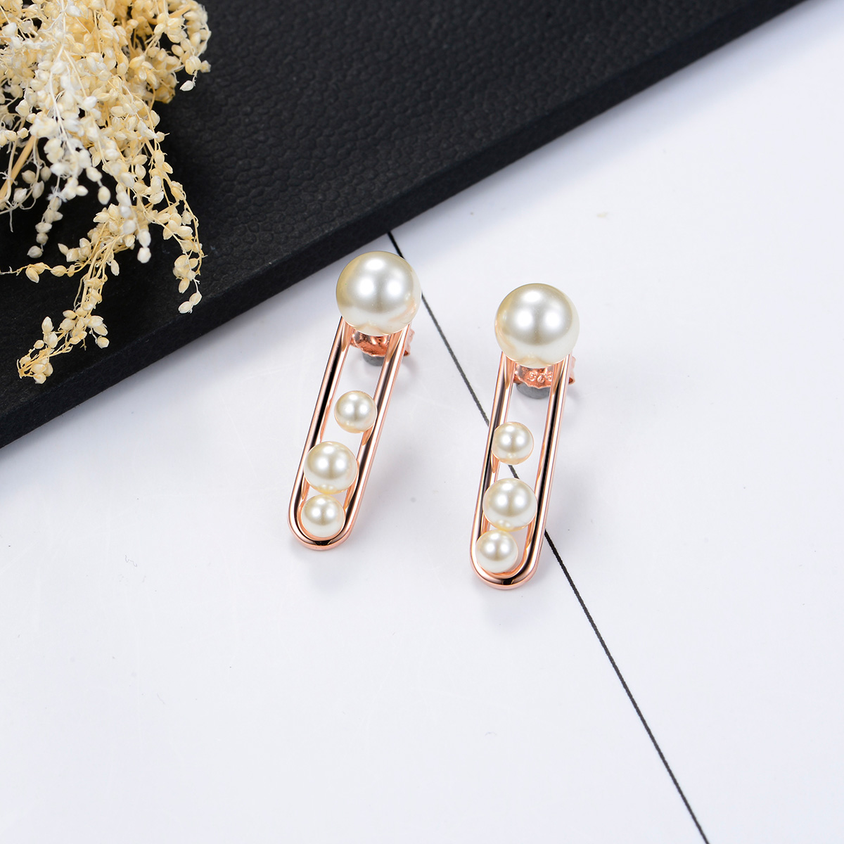 pearl studs earrings