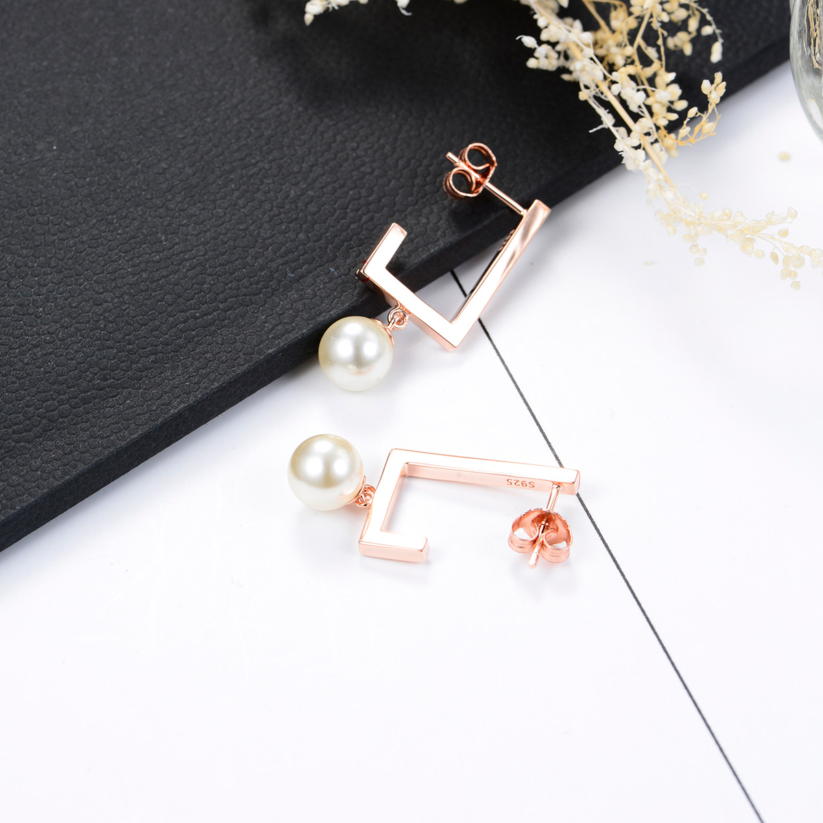 pearl studs earrings