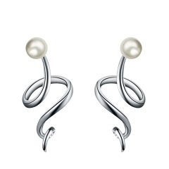 Pearl studs earrings