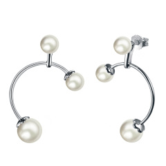 Pearl studs earrings