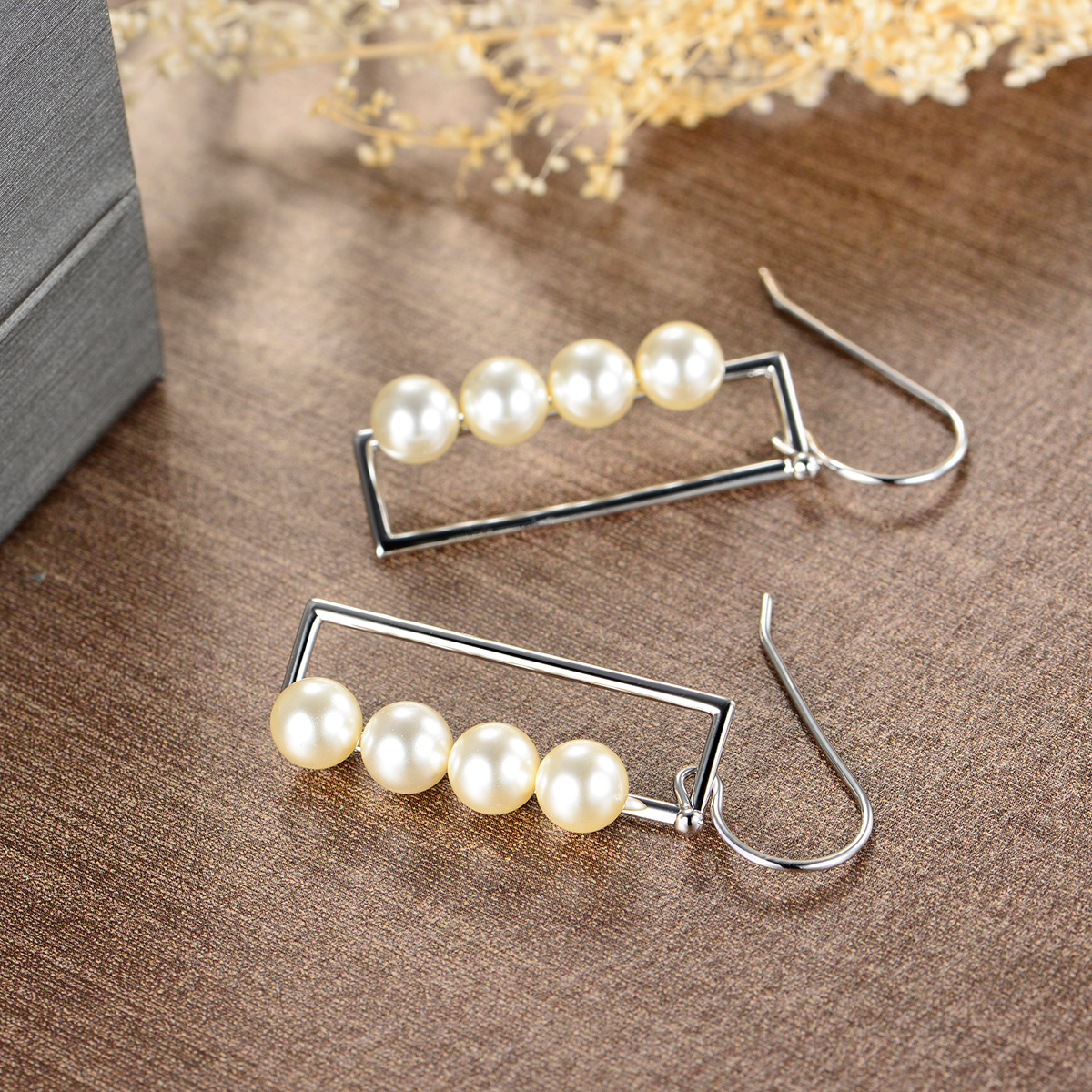 Pearl geometry hook earrings