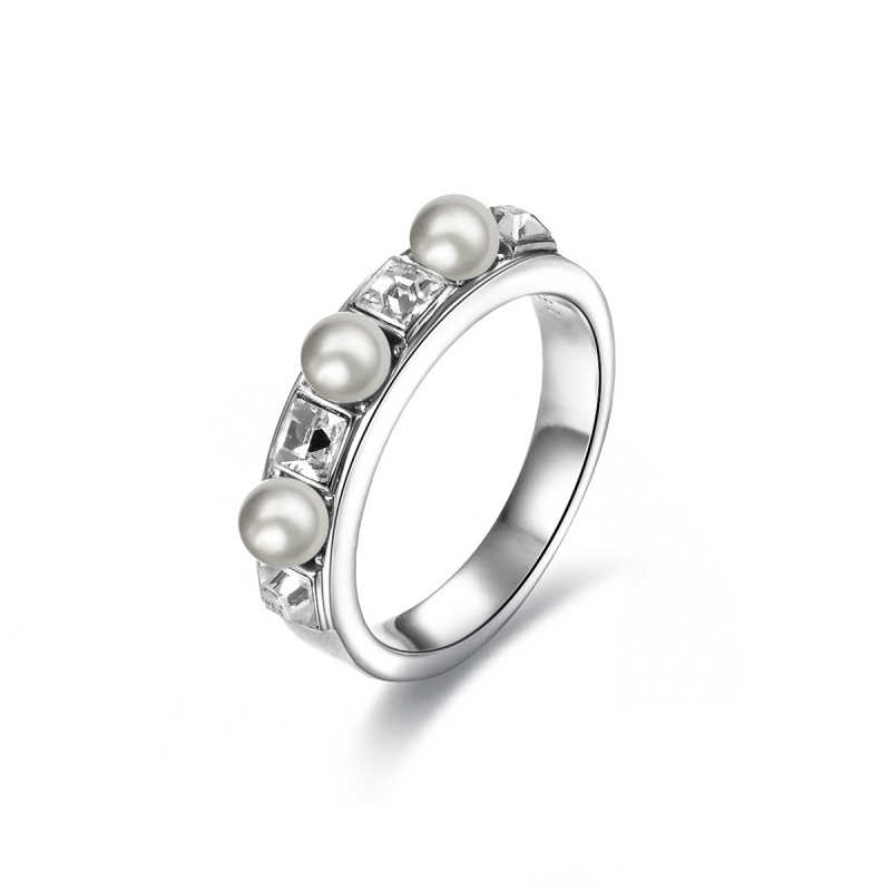 Pearl Ring