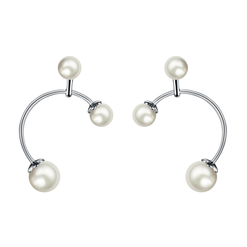 Pearl studs earrings