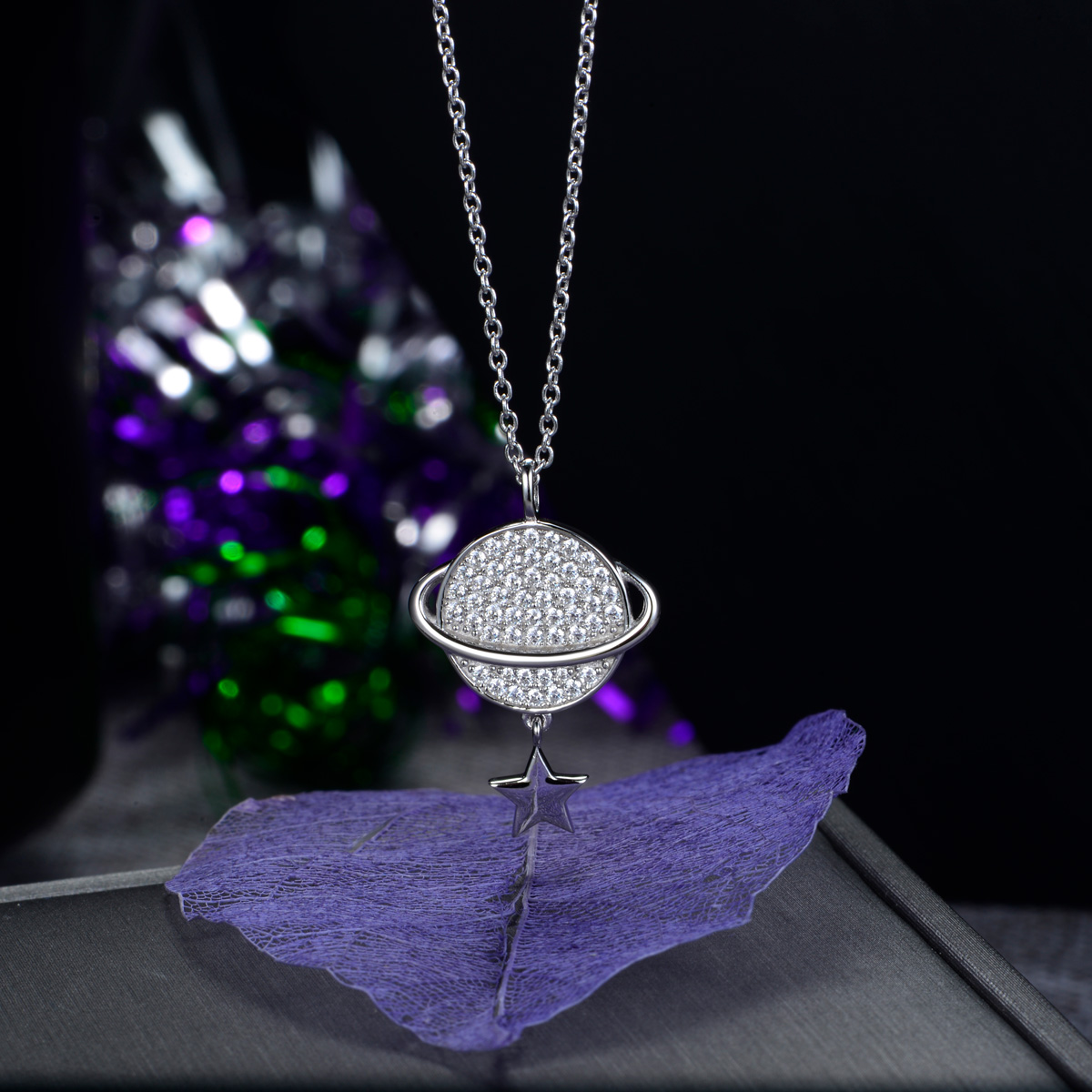 star necklace