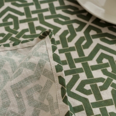 Totem printed linen table cloth set
