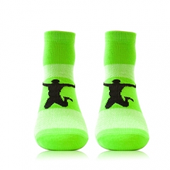 Bulk slipper non slip socks for kids airbound socks with grips anti slip socks ready to ship