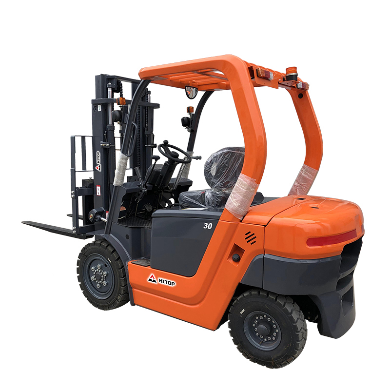 The overhead guard system of HITOP forklifts helps you ride the wind