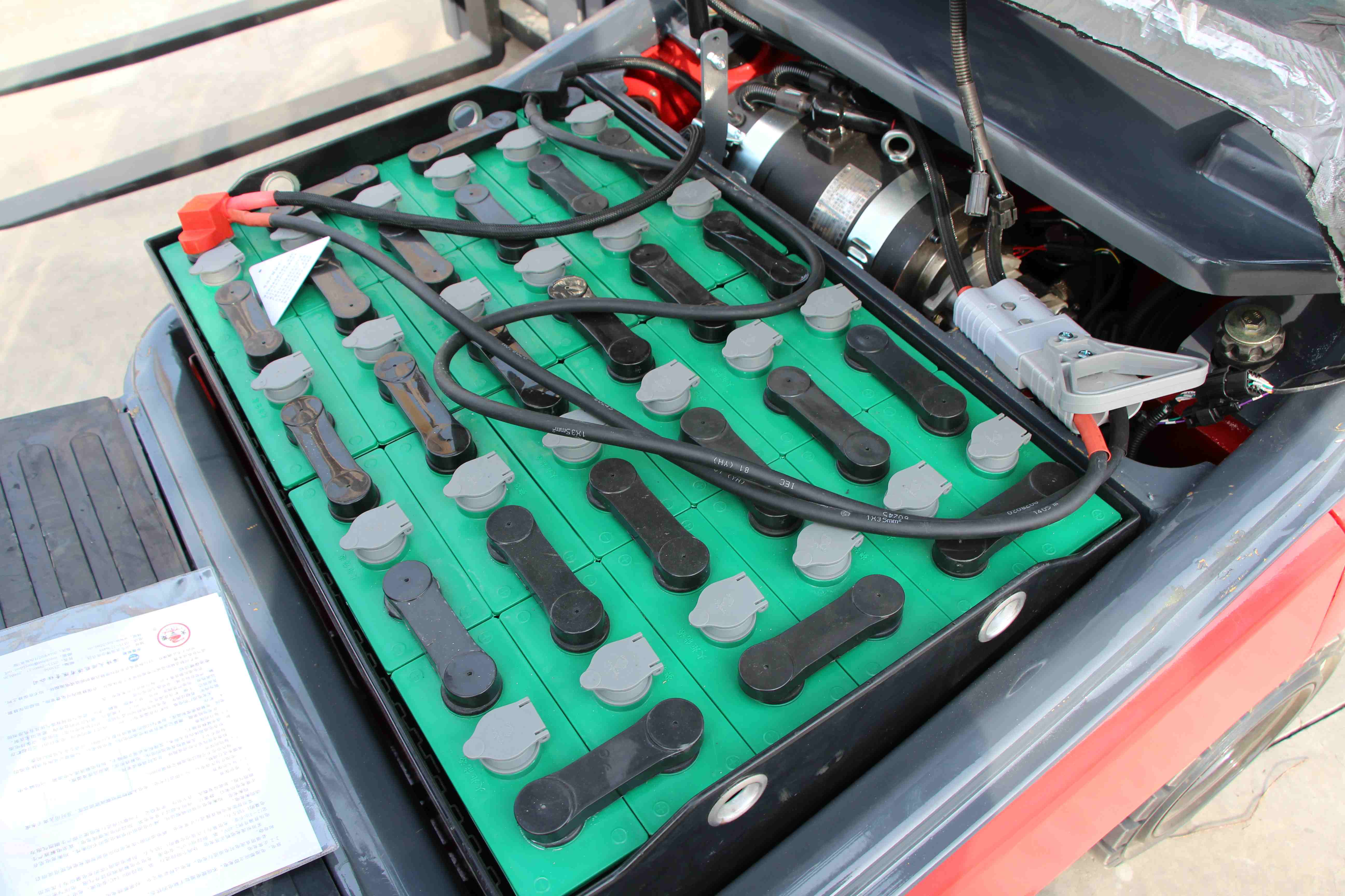 CPD20 2Ton Electric Forklift Truck Battery Maintance