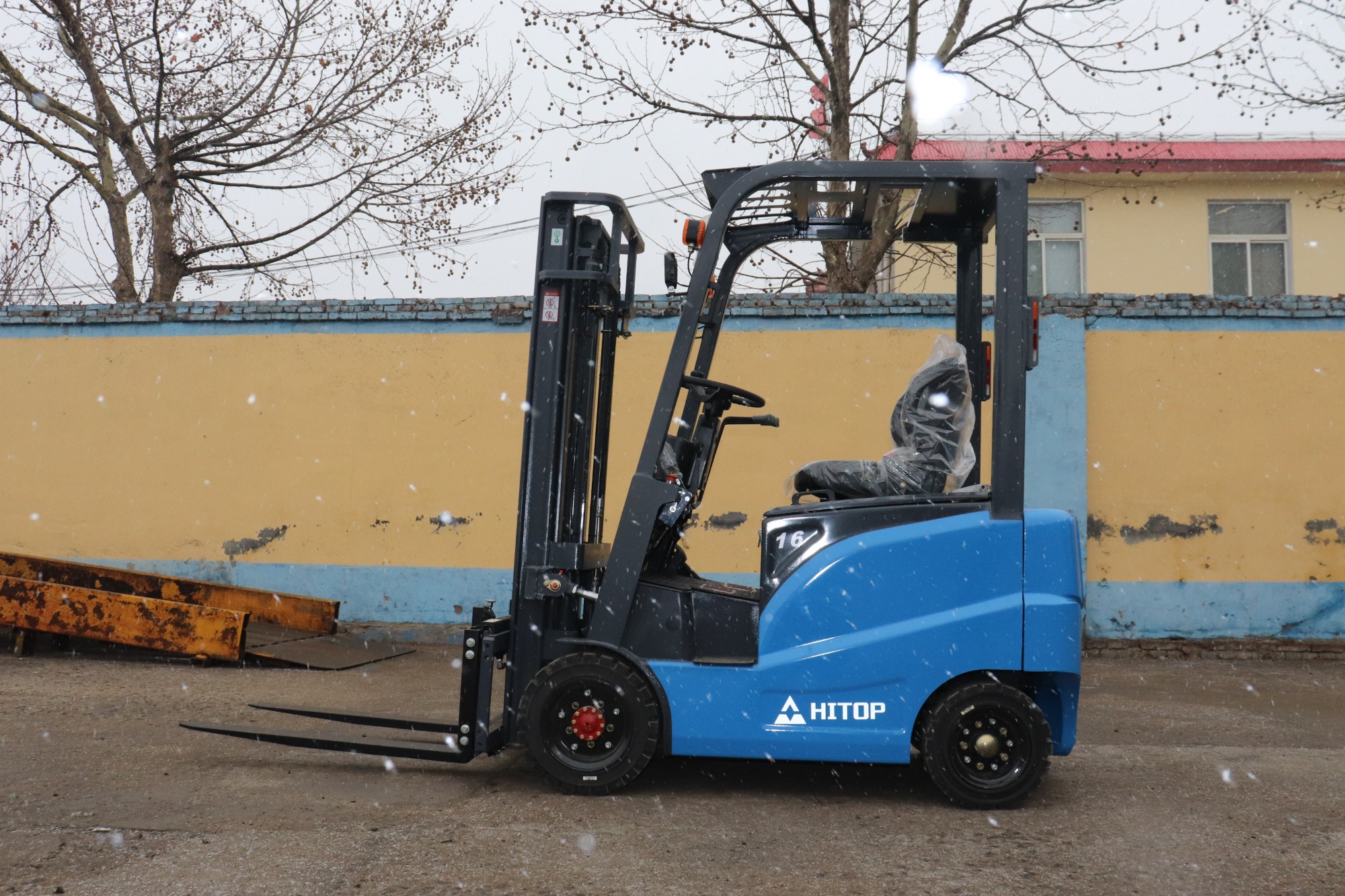 Delivery: Hitop 1.5 Ton Electric Forklift shipped to USA