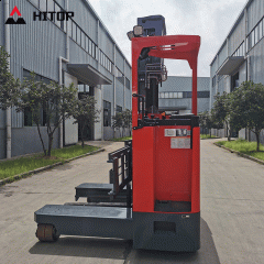 4 Way Multi Directional Reach Truck