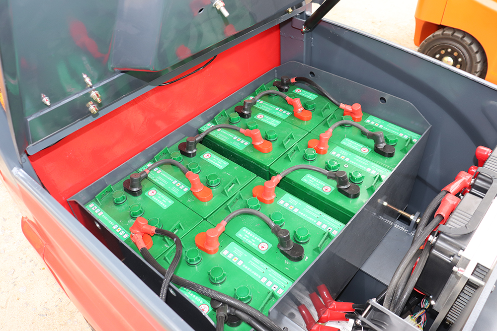 Lead-acid VS Lithium Battery: Which is Best For Electric Forklift?