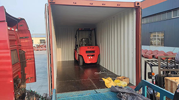 HITOP CPCD15 CPCD25 Diesel Forklifts were delivered to a client in Saudi